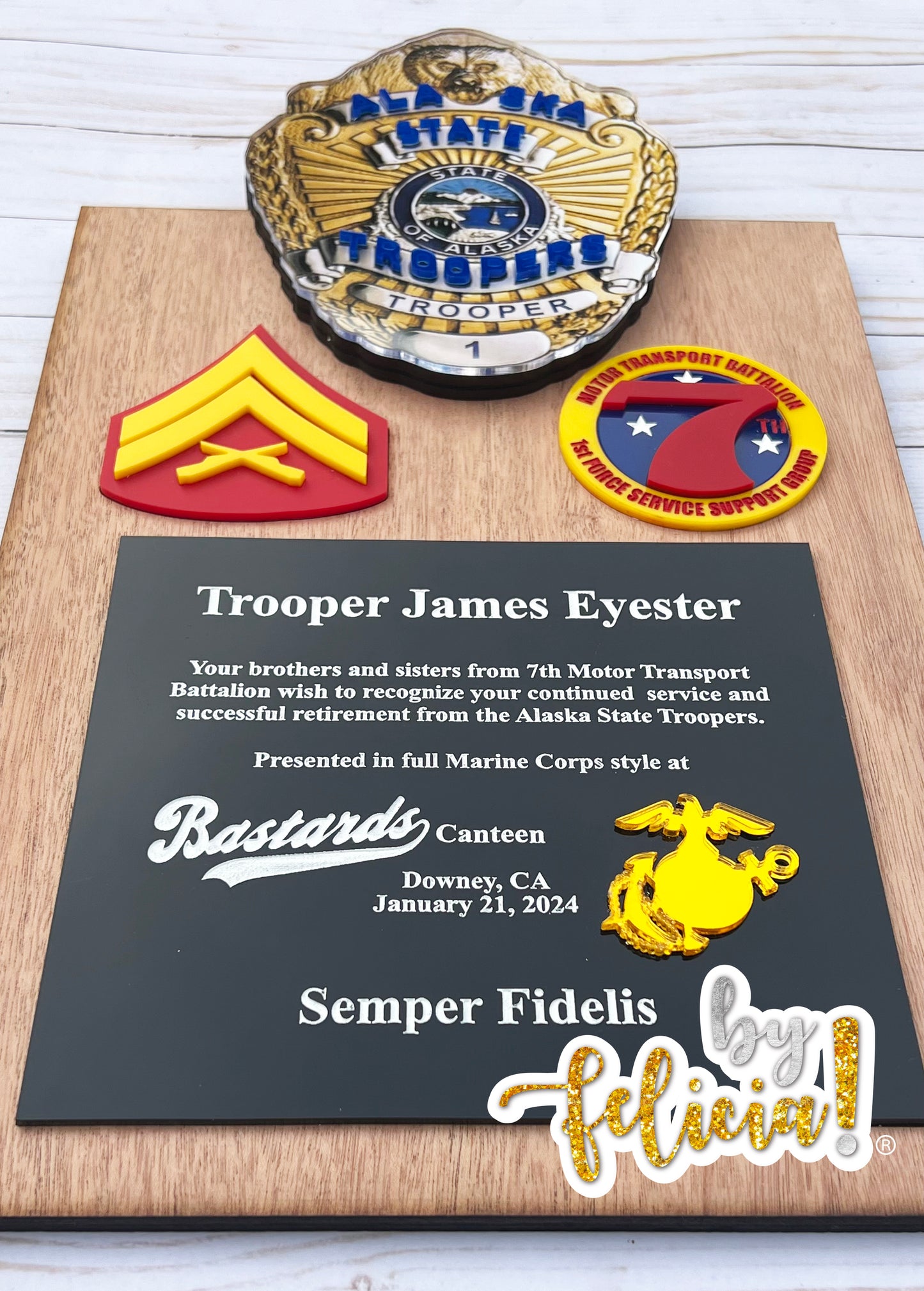 Custom Marine Corps Plaques, Military Retirement Plaques, Custom Military Plaques, USMC License 286-23