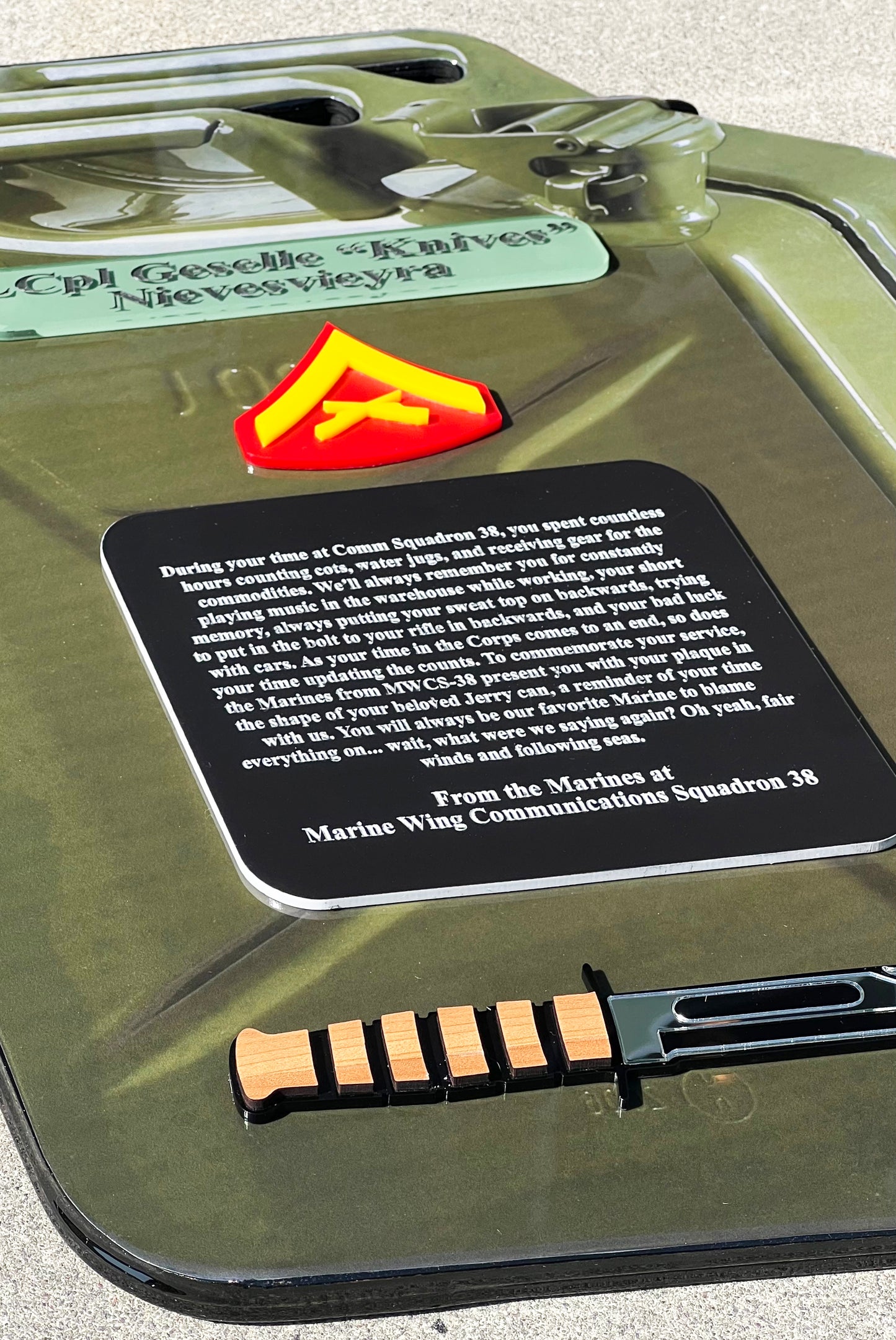 Custom Marine Corps Plaques, Military Retirement Plaques, Custom Military Plaques, USMC License 286-23